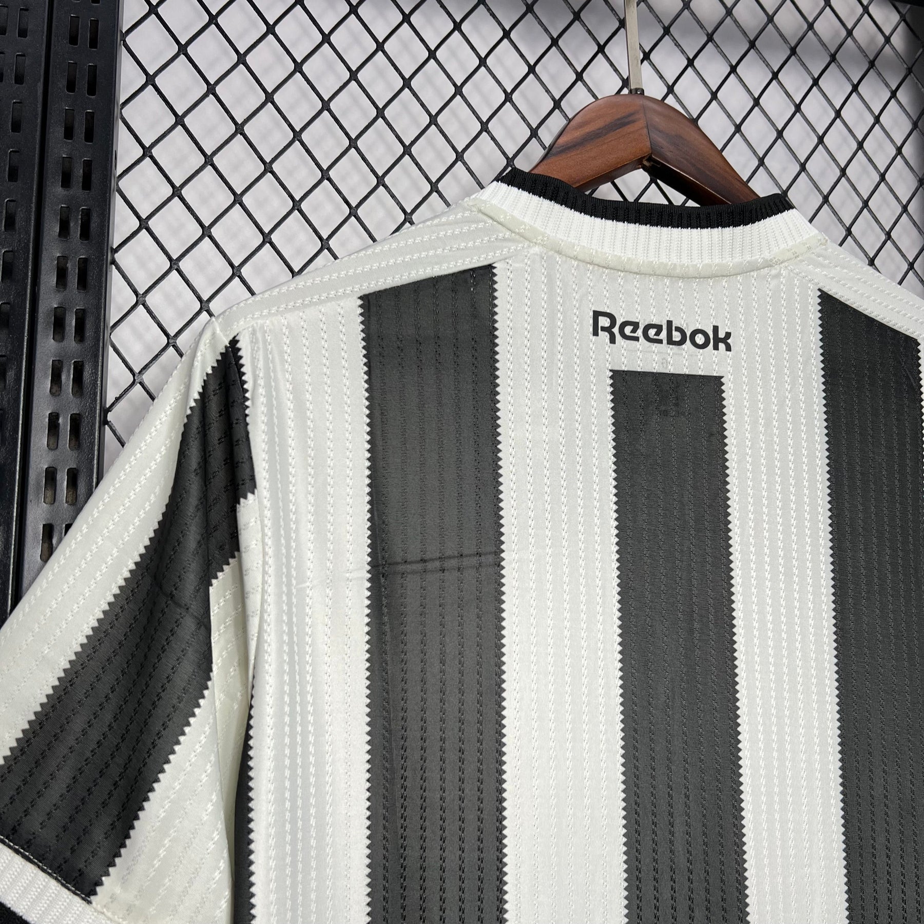 Camisa Reebok Botafogo 24/25 Casa - Preta e Branca