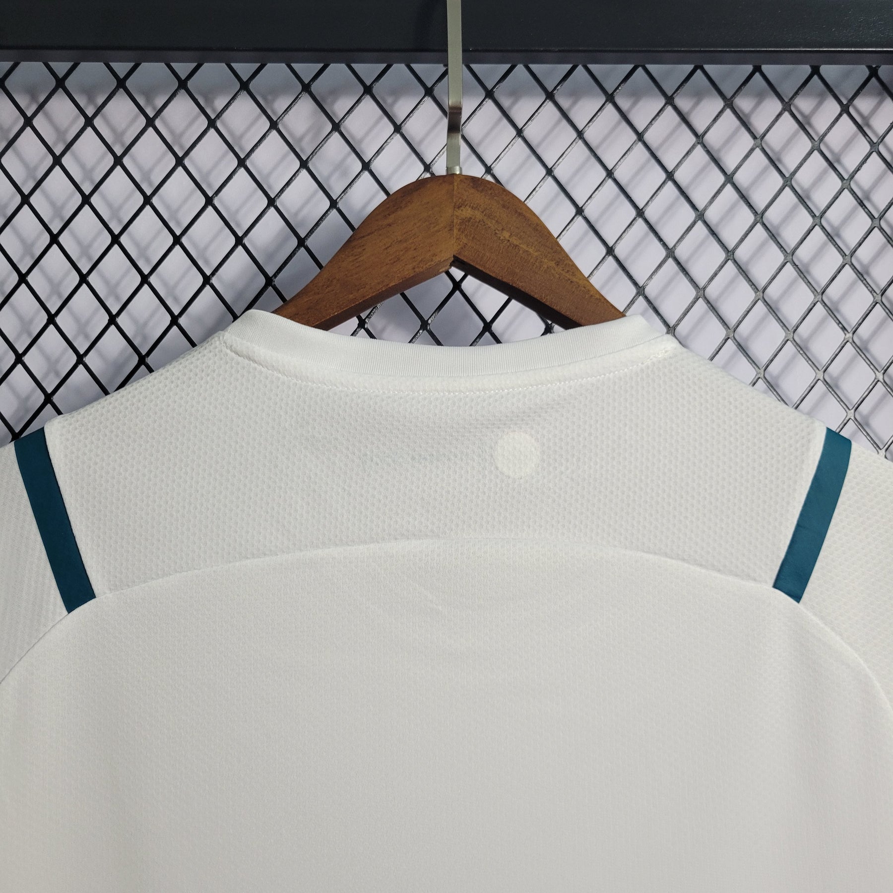 Camisa Manchester City II 21/22 Puma - Branco