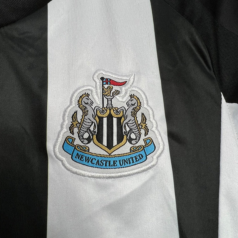 Kit Infantil Newcastle United 24/25 - Preto/Branco