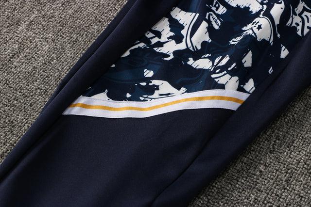 Conjunto Itália 21/22 Preta e Branca - Puma - Com Fecho