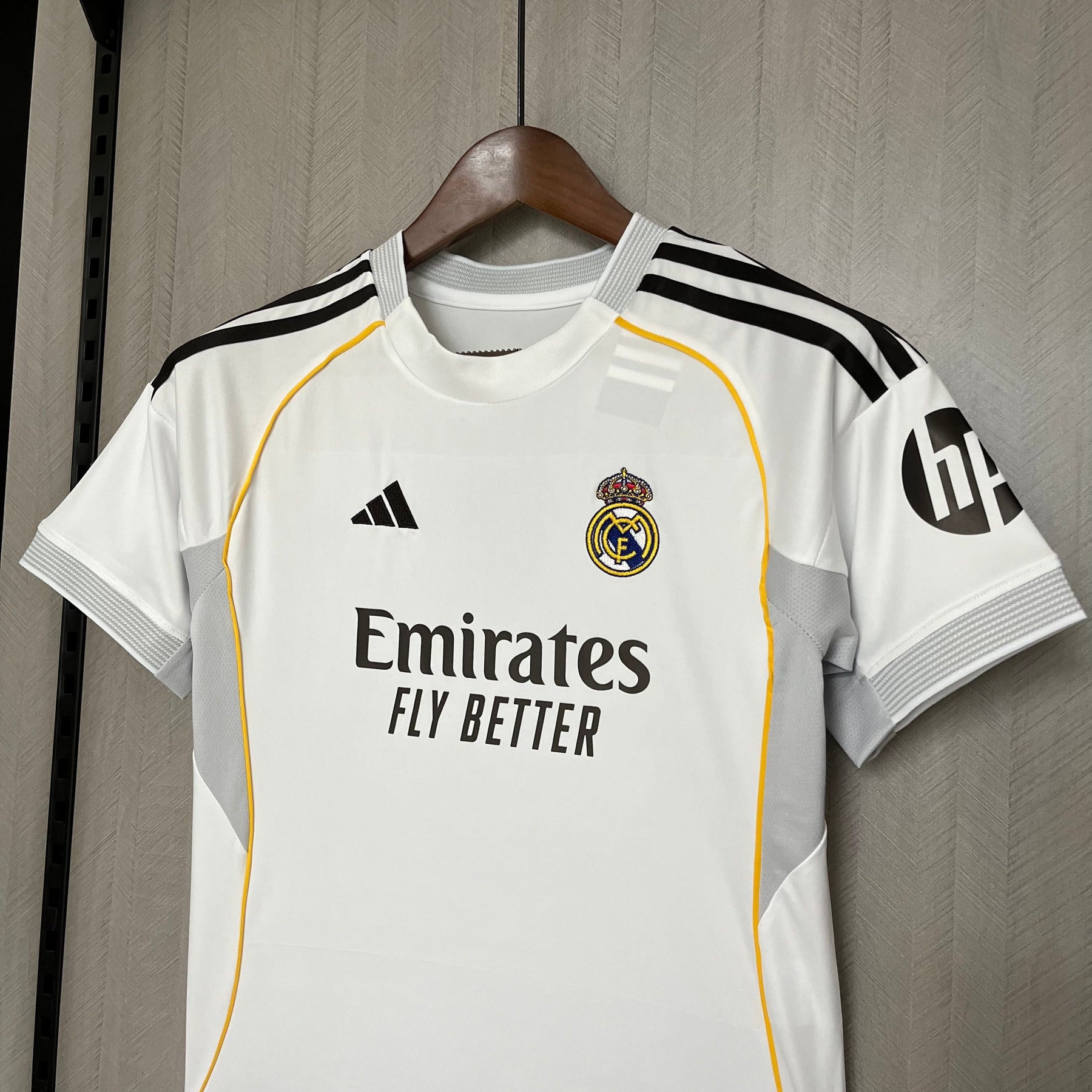 Conjunto Infantil Real Madrid Home 25/26 - Branco