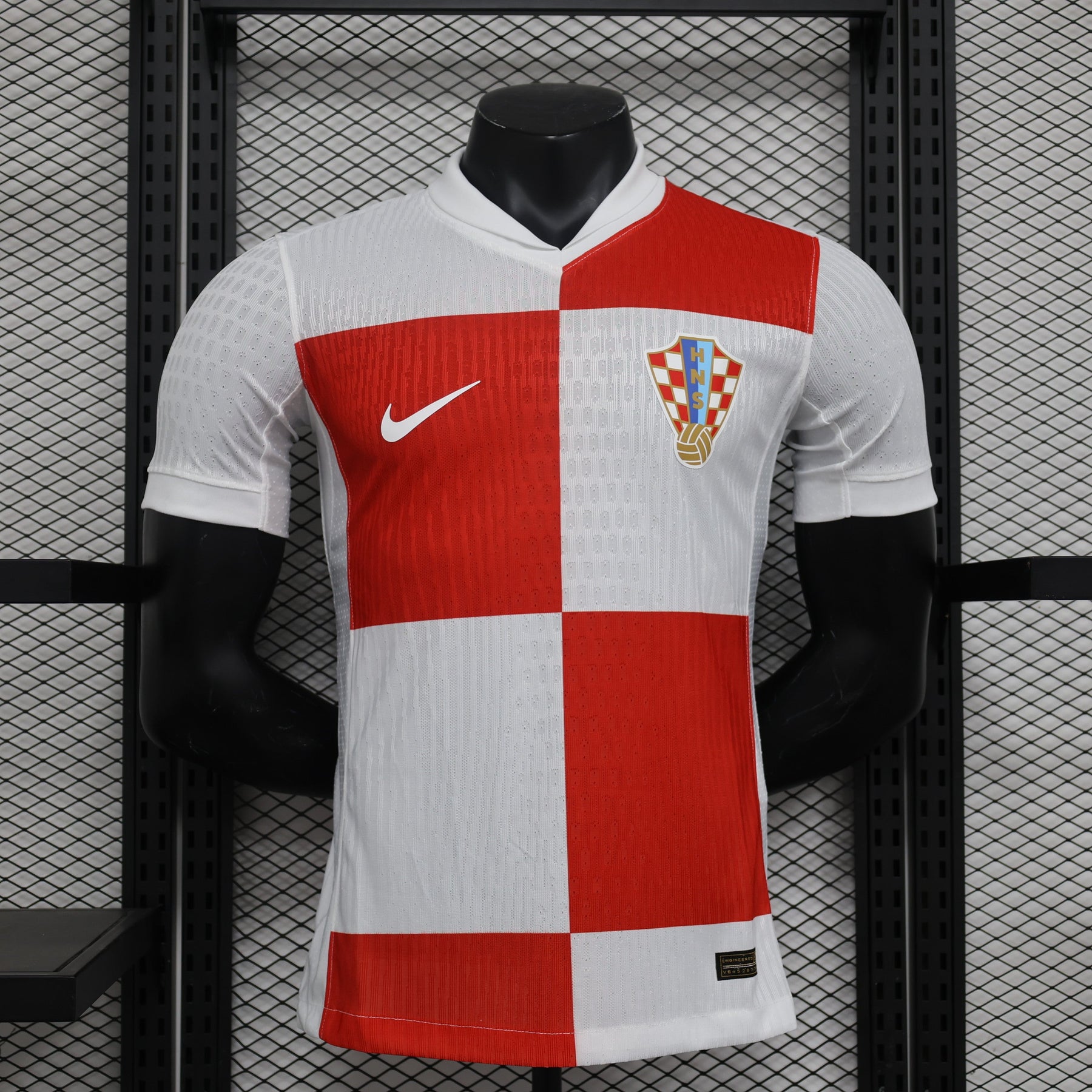 Camisa Seleção da Croácia Home 24/25 Torcedor Nike Masculina - Branco e Vermelho - Modelo Jogador
