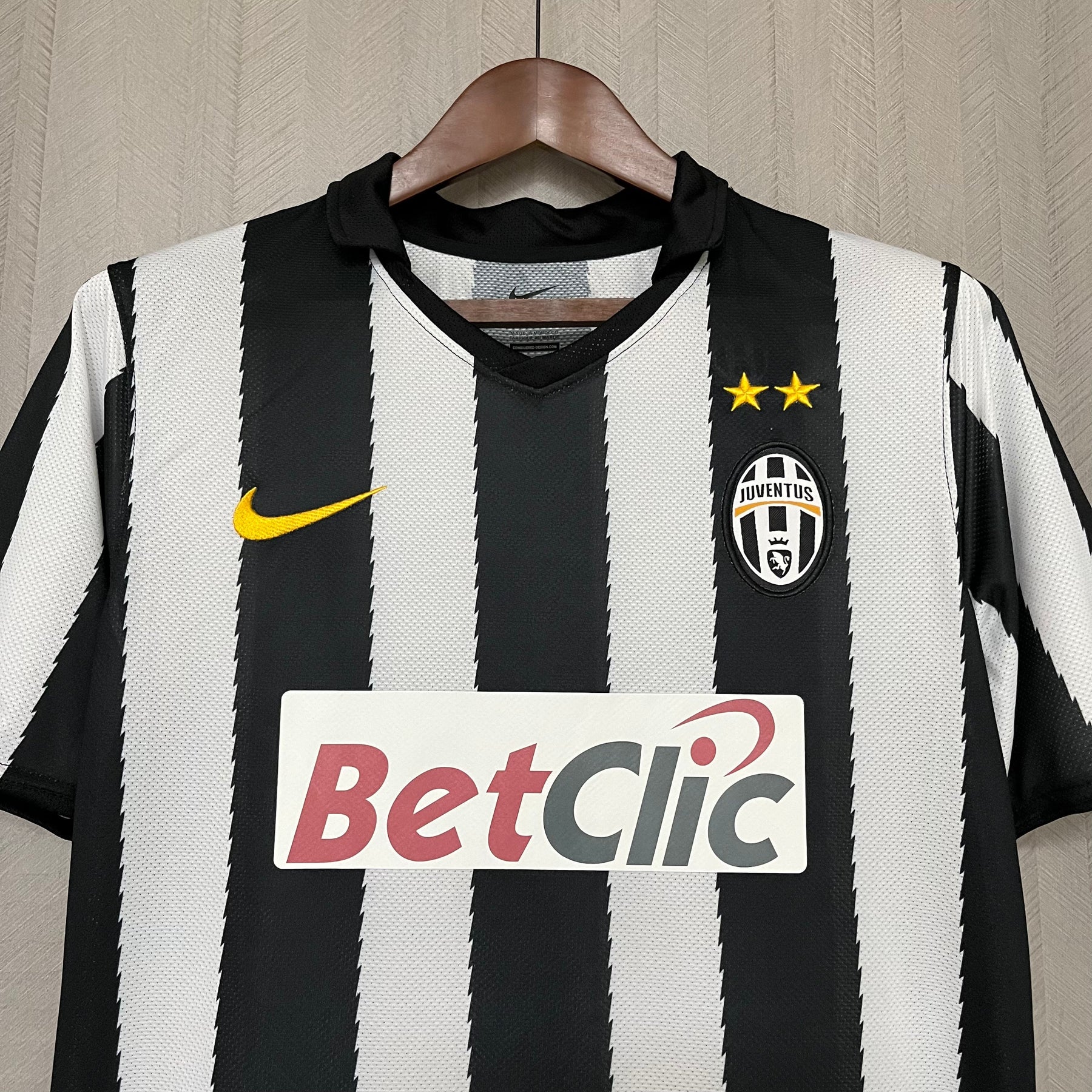 Camisa Juventus Retrô 2010  Preta e Branca - Nike