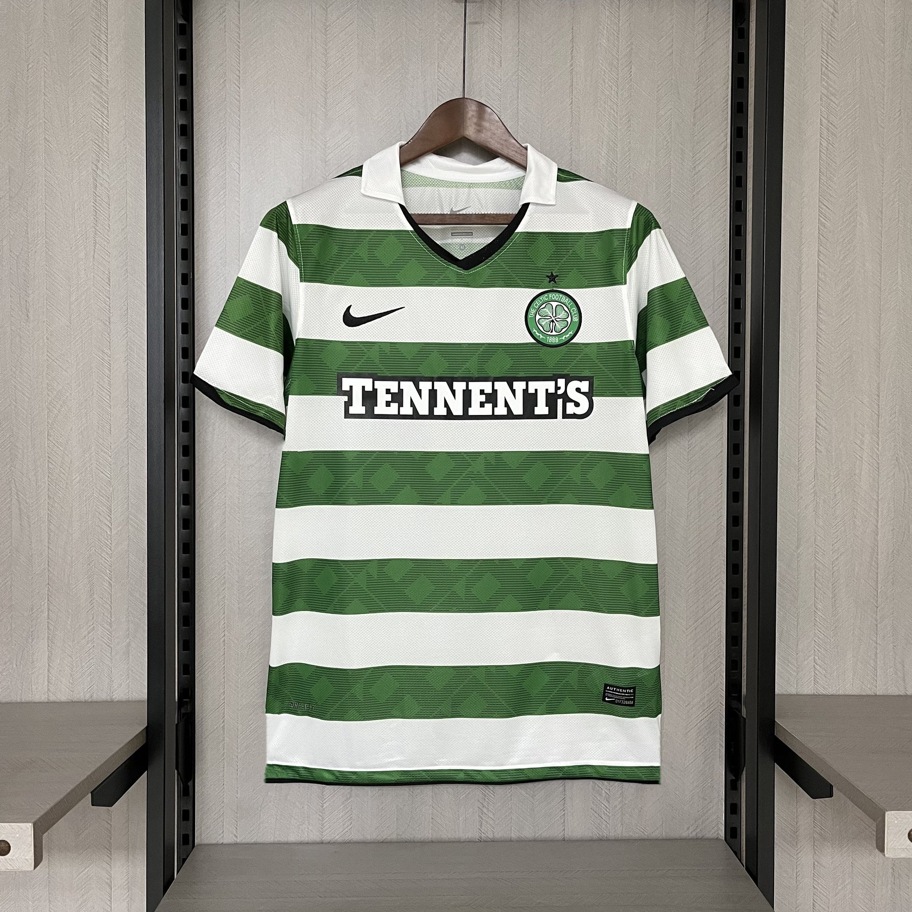 Celtic Retro  2010/12 Home
