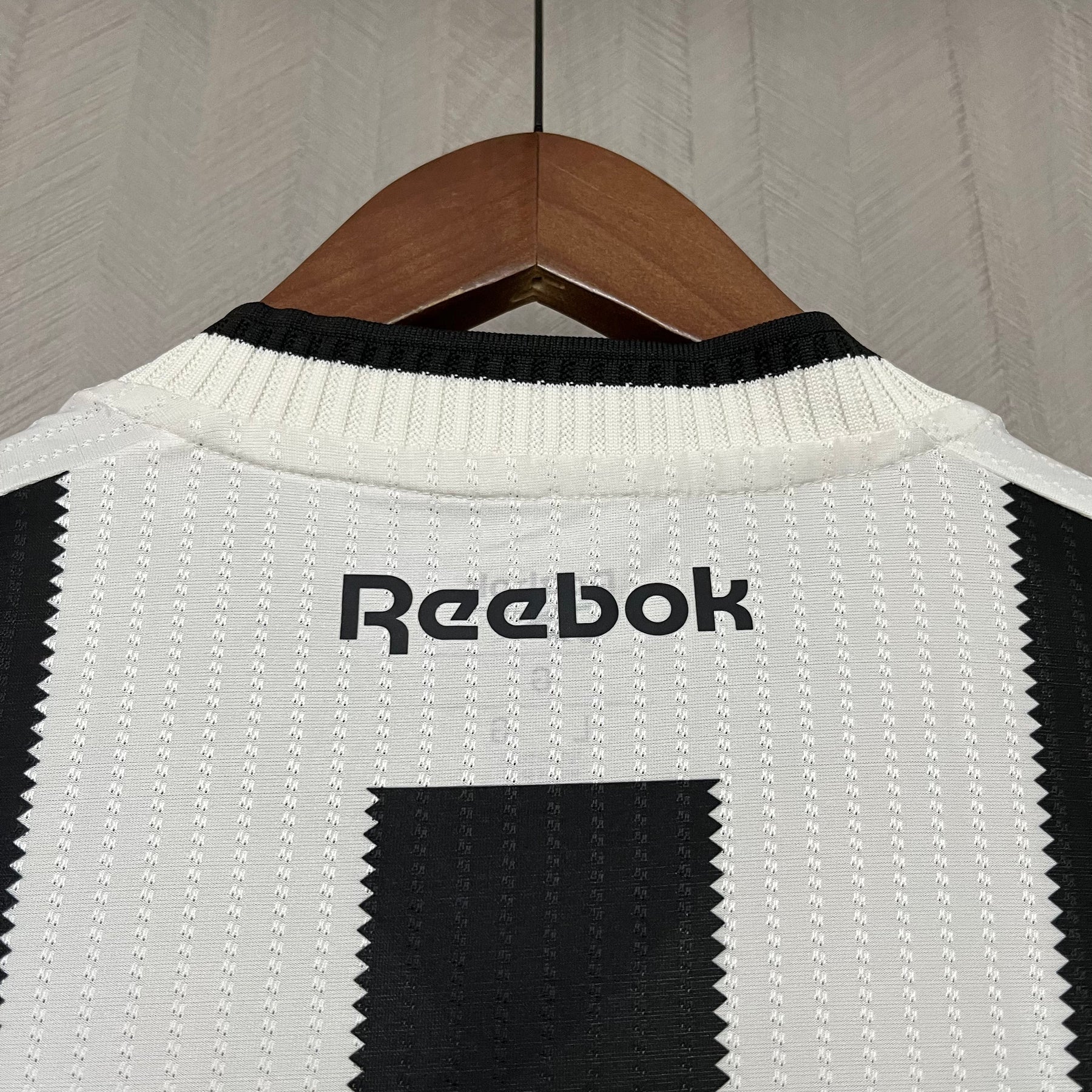 Camisa Reebok Botafogo 24/25 Casa - Preta e Branca  (Patch)