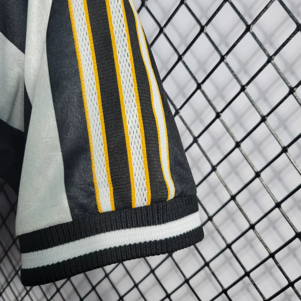 Camisa Newcastle Retrô 95/97