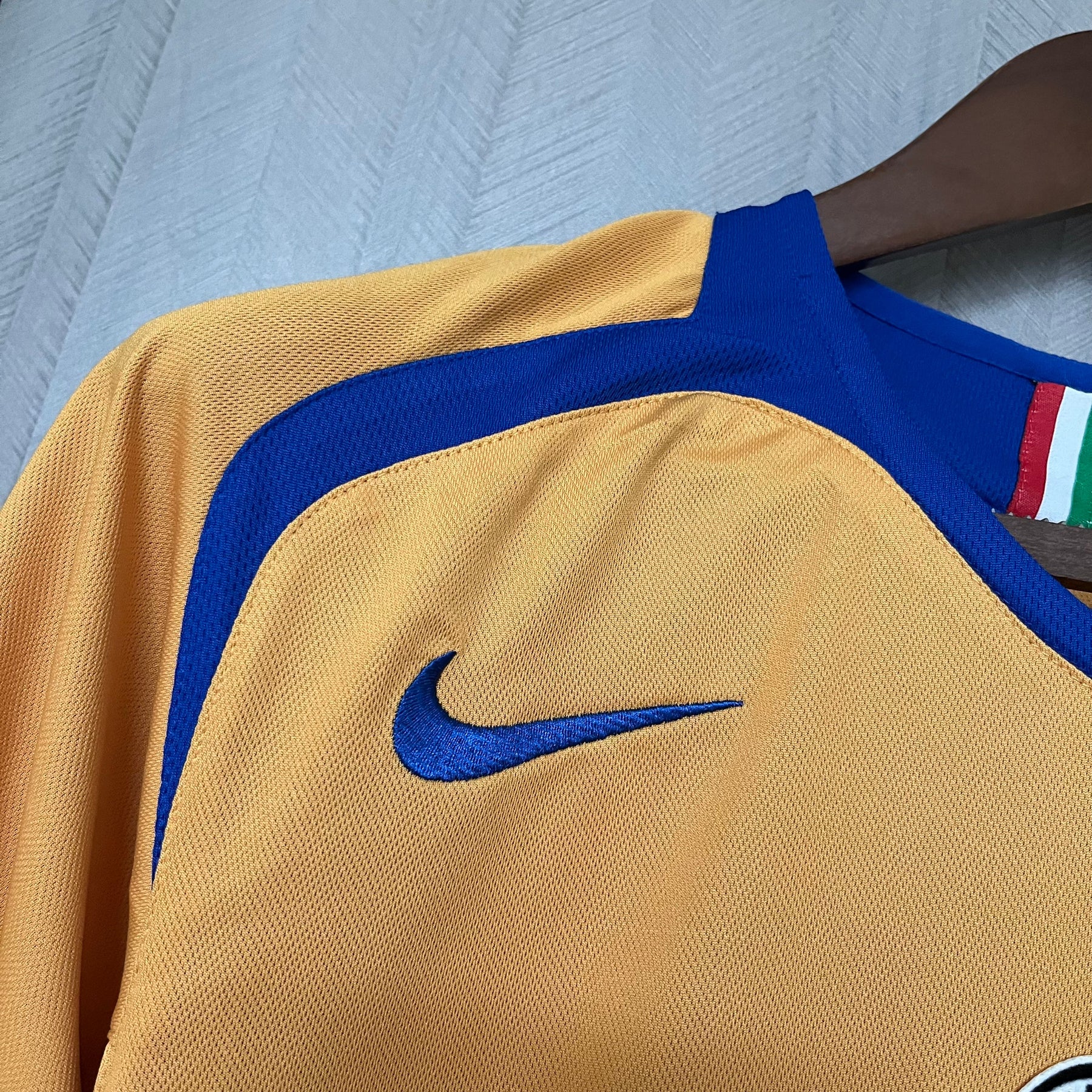 Camisa Juventus Retrô 2005 Amarela - Nike