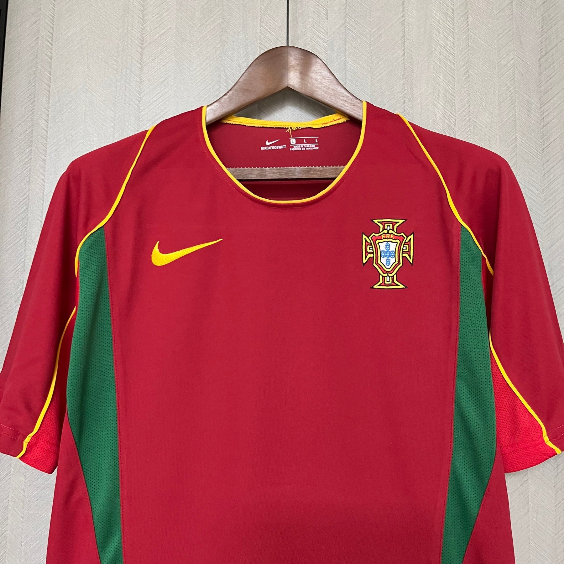 Camisa Portugal Retrô 2002 Vermelha