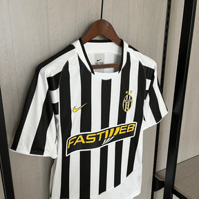 Camisa Juventus Retrô 2010  Preta e Branca
