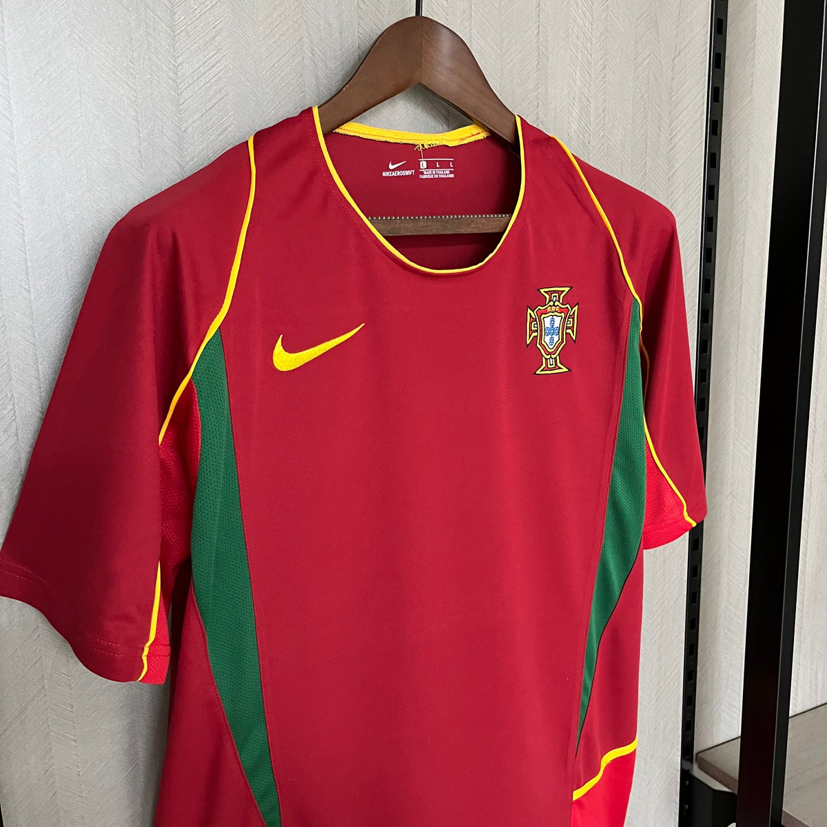 Camisa Portugal Retrô 2002 Vermelha