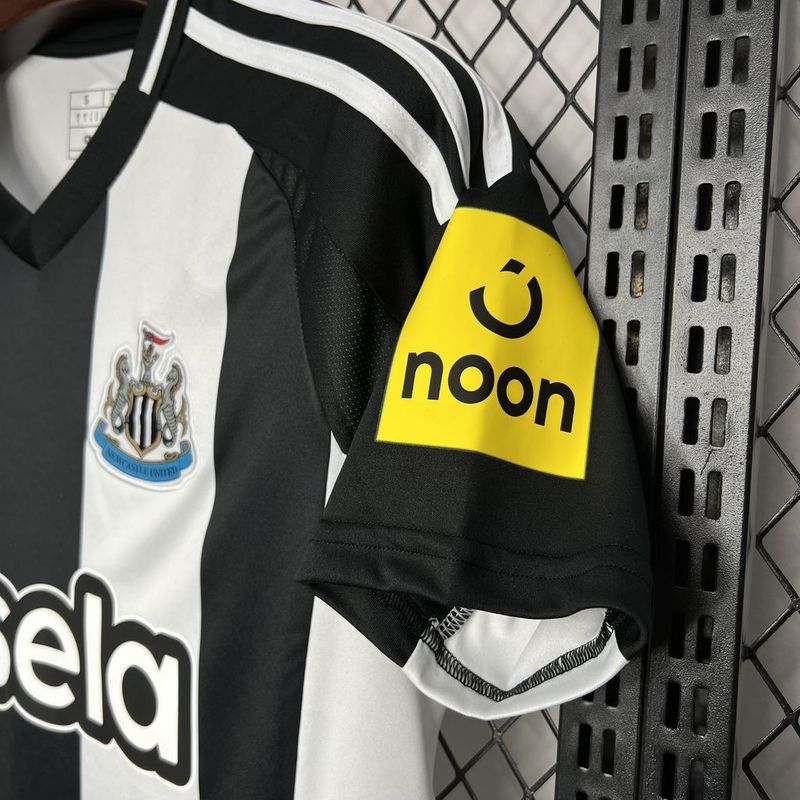 Camisa Newcastle United I 24/25 Branca e Preta