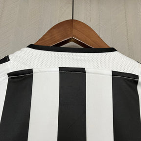 Camisa Juventus Retrô 2010  Preta e Branca