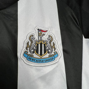 Kit Infantil Newcastle United 24/25 - Preto/Branco