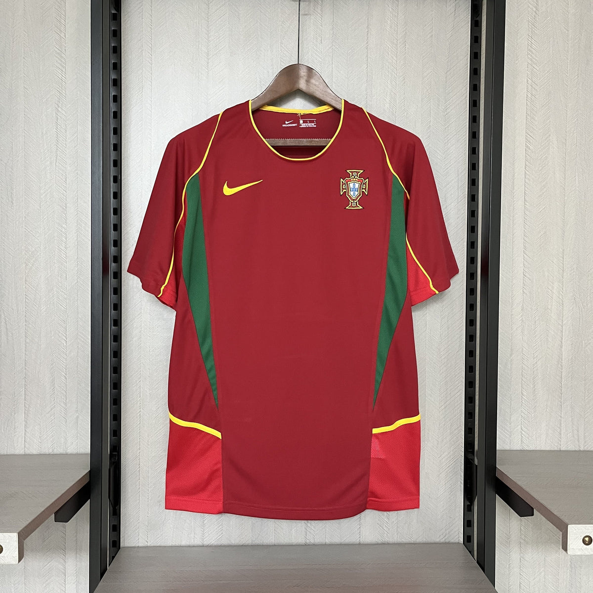 Camisa Portugal Retrô 2002 Vermelha