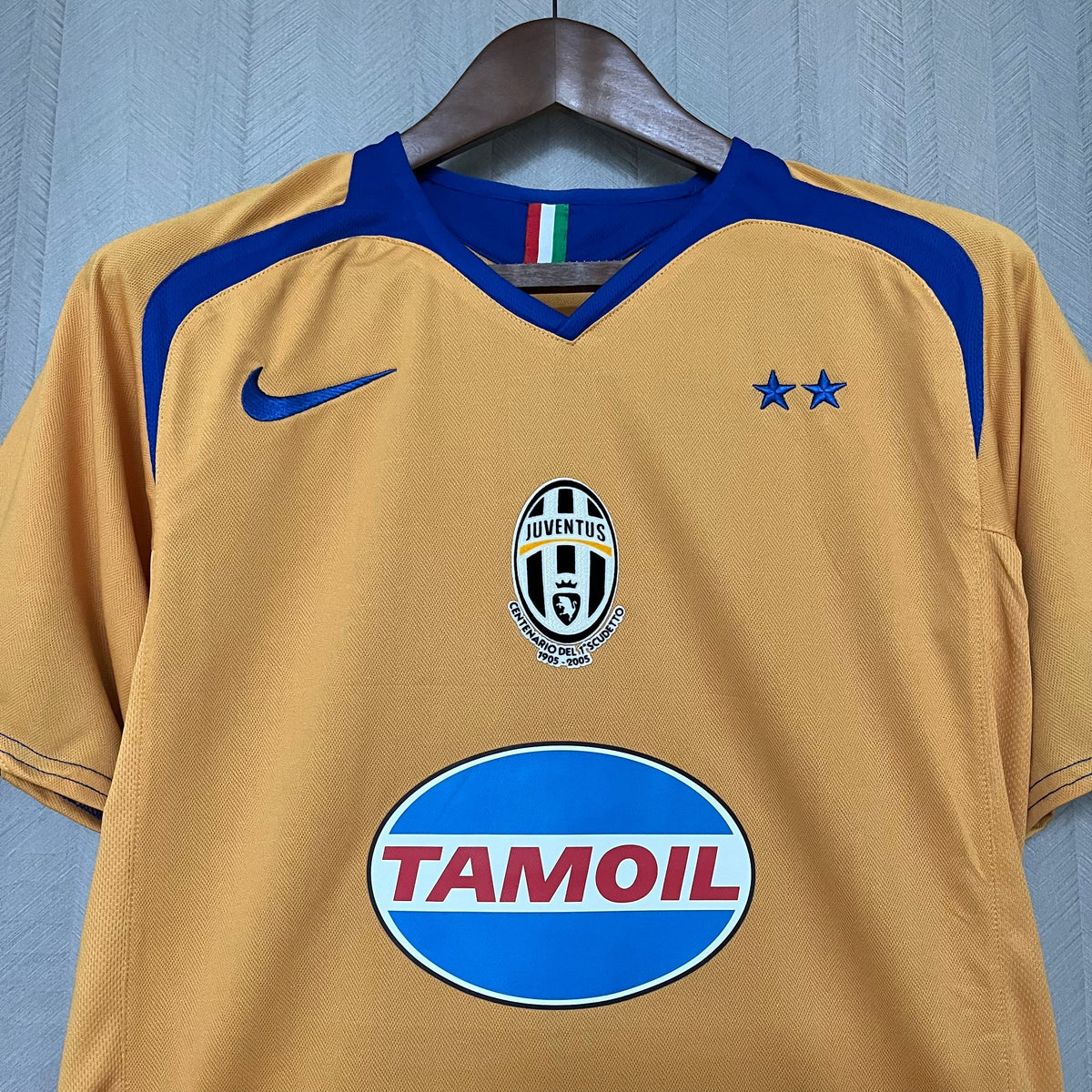 Camisa Juventus Retrô 2005 Amarela - Nike