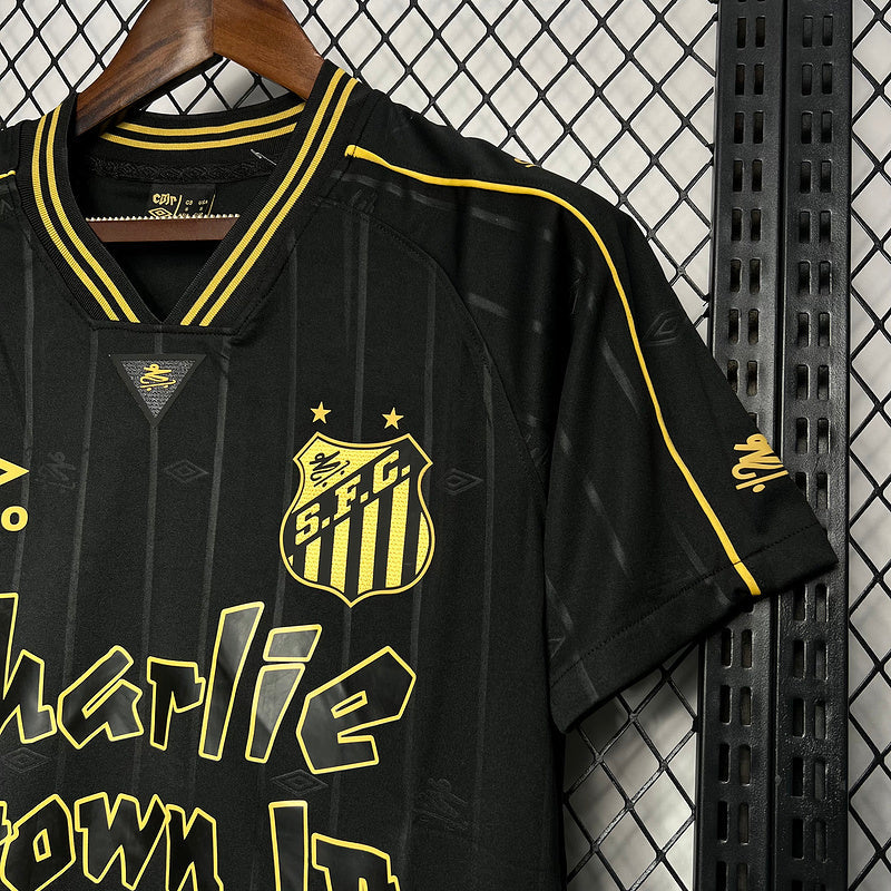 Camisa Santos Edição Charlie Brown Jr 24/25 Preta - Umbro Masculino Torcedor