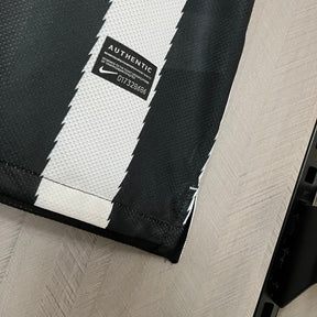 Camisa Juventus Retrô 2010  Preta e Branca - Nike