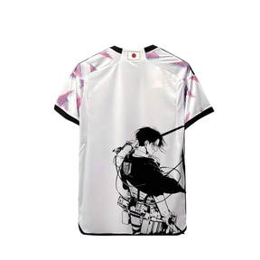 Camisa Japão Anime Attack on titan Levi 24/25 - Torcedor Masculina - Branco com detalhes em Preto