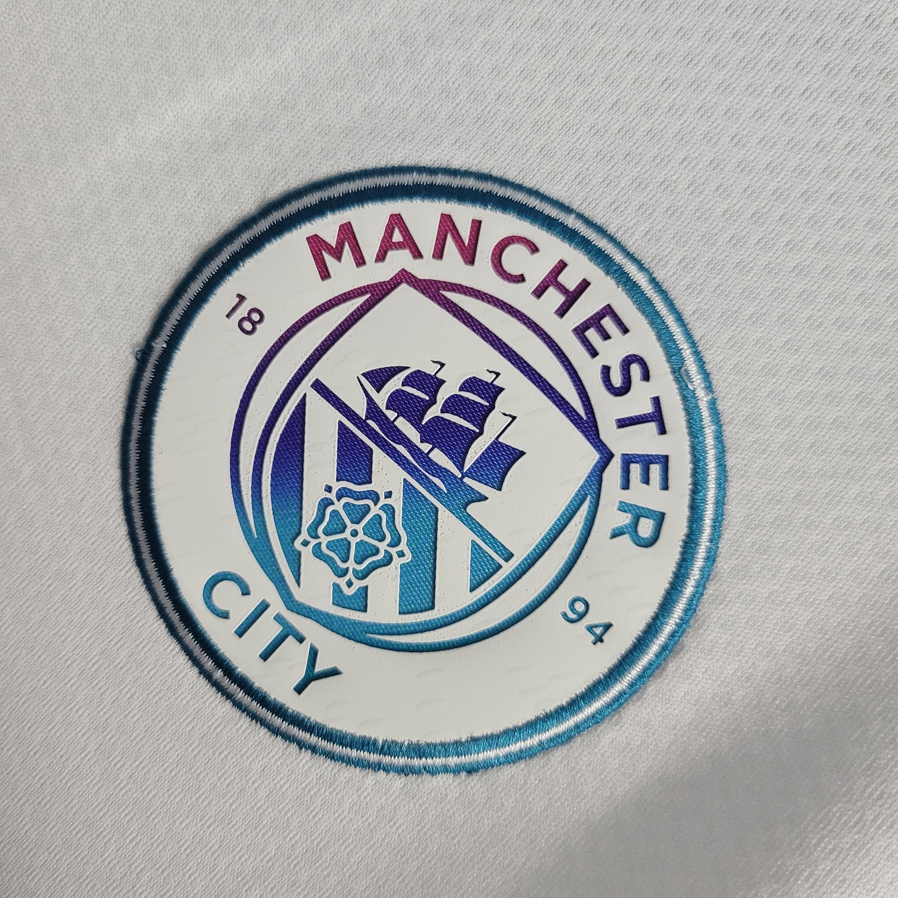Camisa Manchester City II 21/22 Puma - Branco